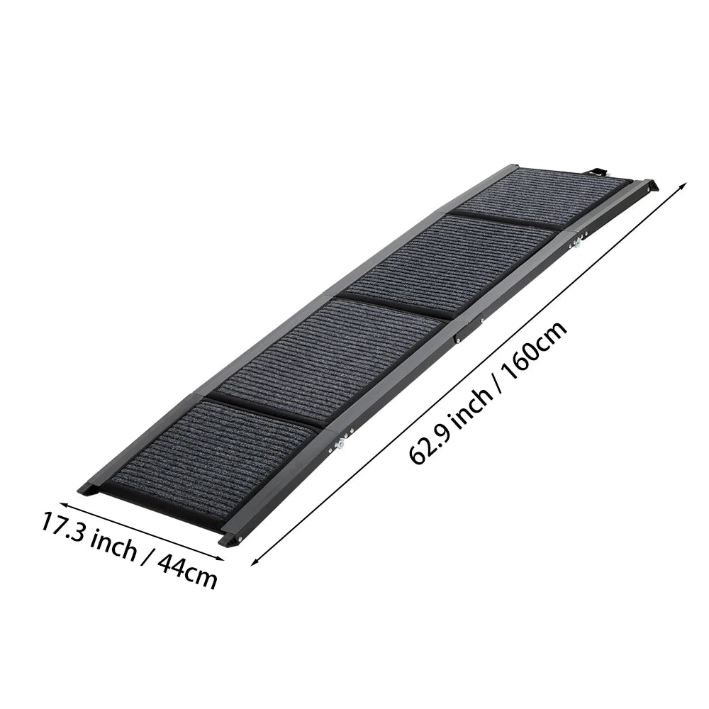 Pet ramp with dimensions labeled on a white background