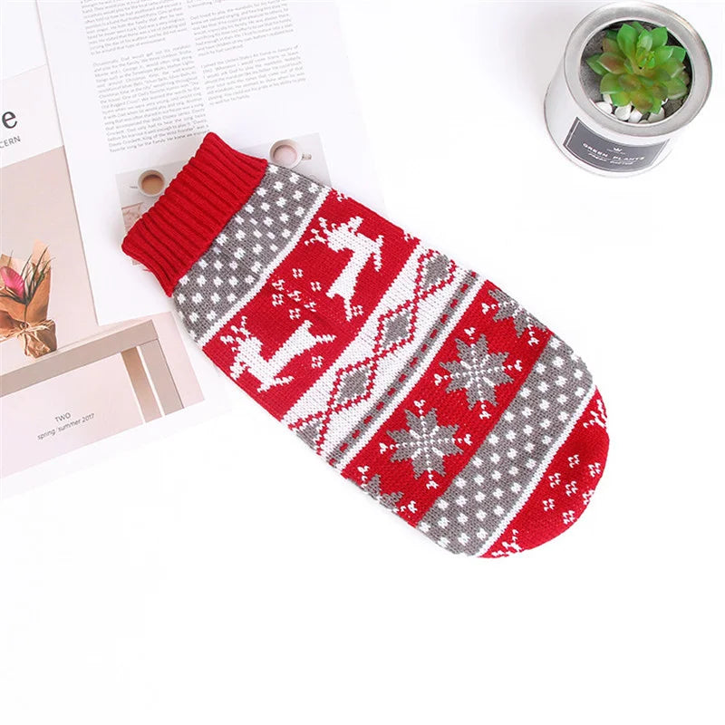 Autumn and Winter wool sweater for small to medium dogs.