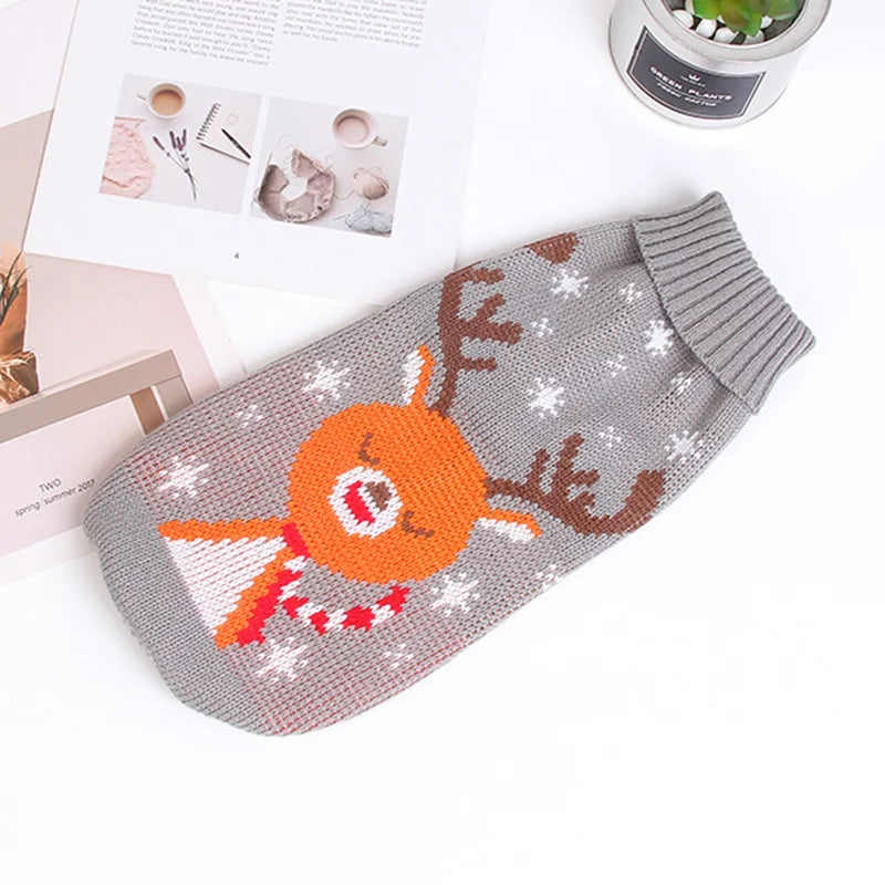 Autumn and Winter wool sweater for small to medium dogs.