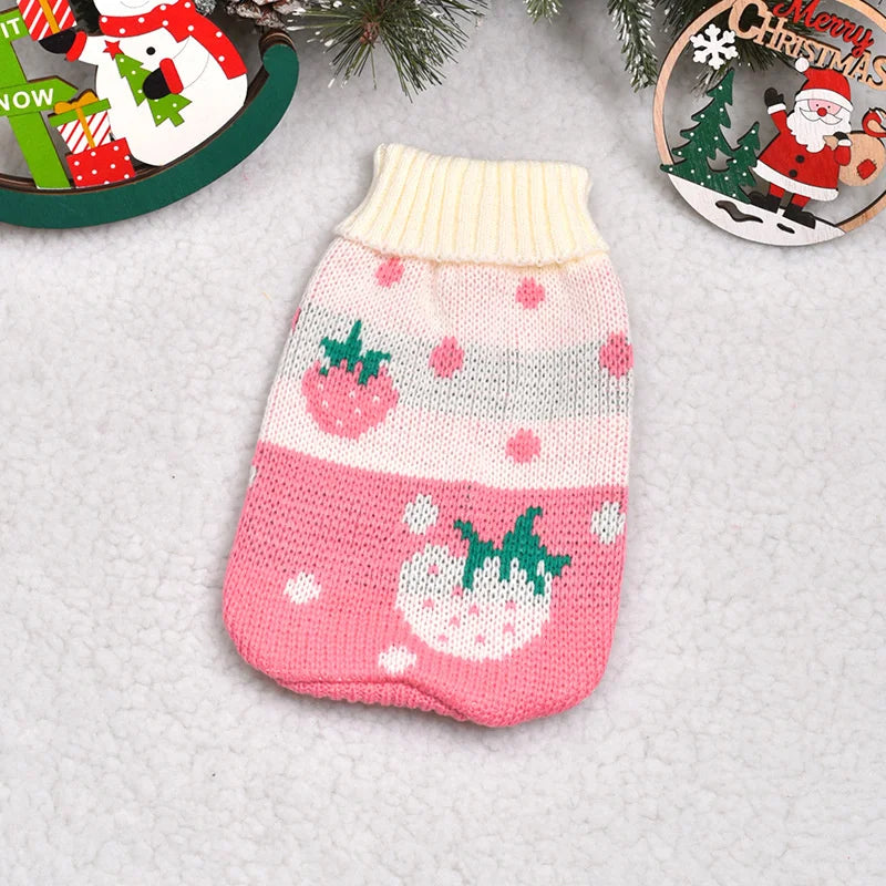 Pet-friendly sweater made of soft wool fabric.