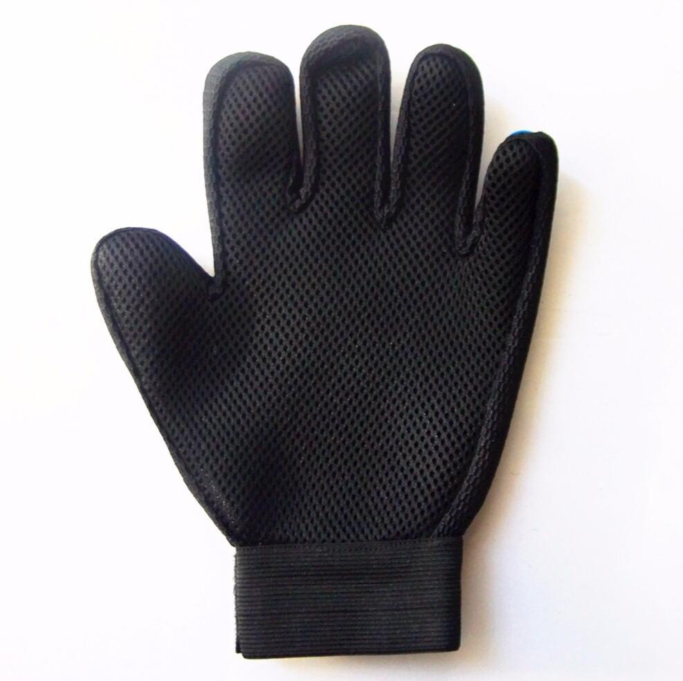 Gentle Touch Pet Grooming Gloves - Waggley Tails